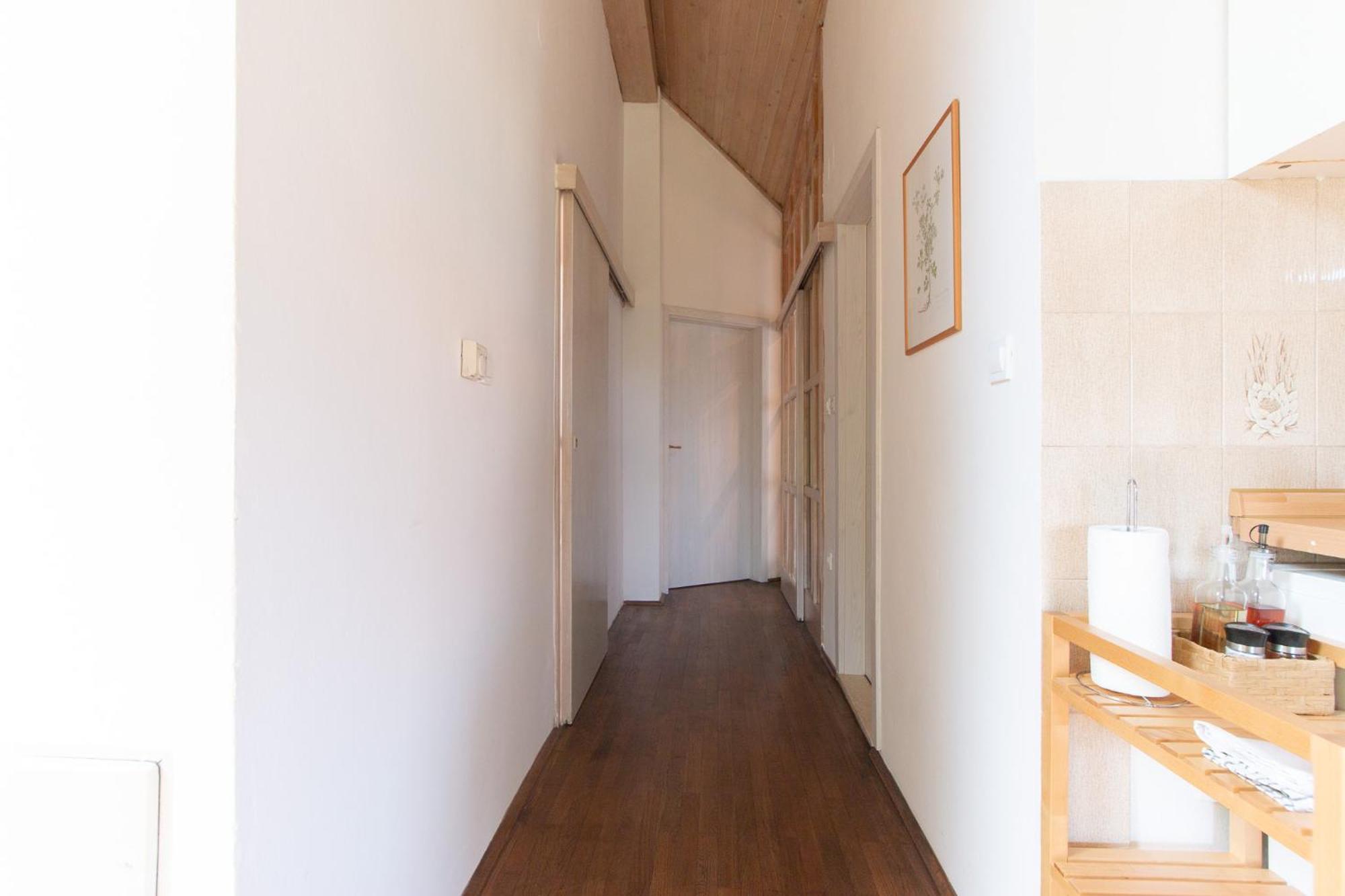 Apartment Bivalvia